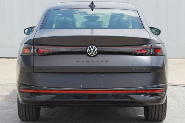 Volkswagen Magotan в новом поколении отдалится от Passat: модель останется седаном