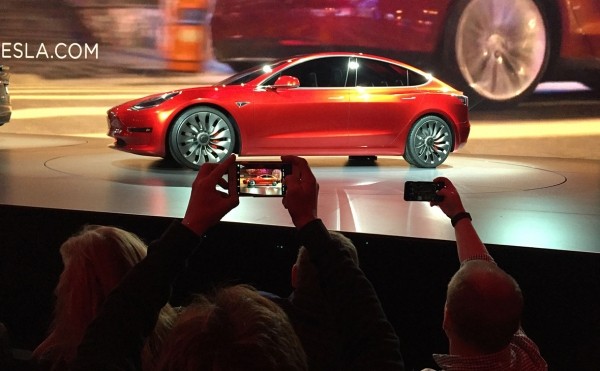 Tesla обошла по стоимости Ford и GM вместе взятые