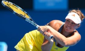 Россиянка Савиных проиграла в 1-м круге Australian Open