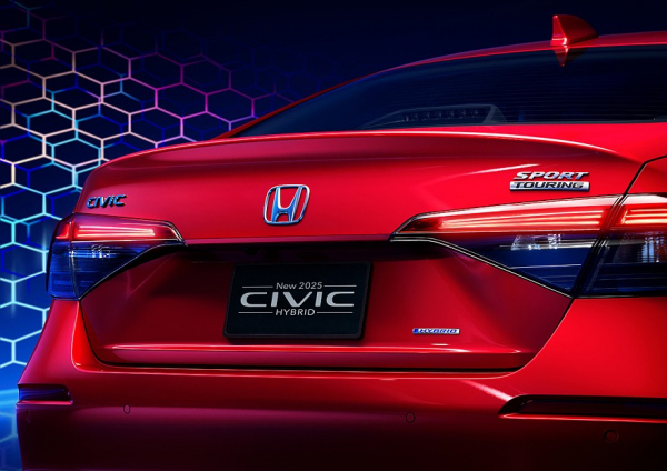 Honda показала посвежевший Civic для США и анонсировала новый кроссовер Acura