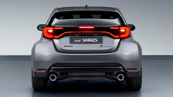 Обновлённый Toyota GR Yaris: оквадраченный салон, версия с АКП и более мощный мотор