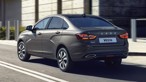 АВТОВАЗ начал выпуск Lada Vesta с более мощным двигателем и автоматической коробкой передач