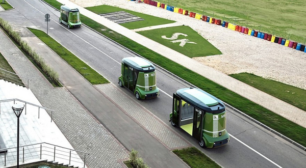 48% россиян считают, что самым распространенным городским транспортом в будущем станет беспилотный наземный транспорт