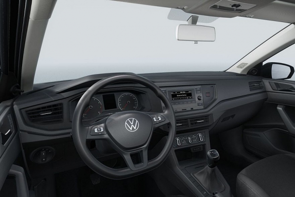 Бюджетный Volkswagen Polo Track получил «внедорожную» версию Robust