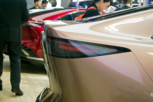 Премьеры Mazda: лифтбек EZ-6 в партнерстве с Changan на смену «шестёрке» и кроссовер Arata