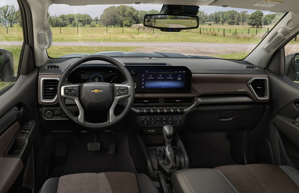 Chevrolet показал рестайлинговый пикап S10: обновление прошло по образу Colorado