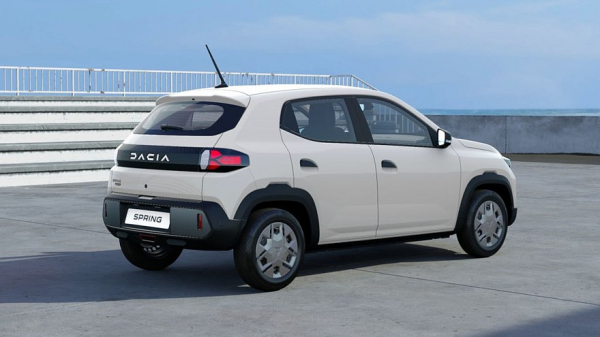 Дешевле только даром: обновлённый Dacia Spring выходит на рынок, объявлены цены
