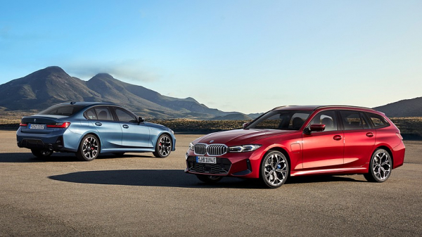 Посвежевшие седан и универсал BMW 3 series: иная палитра, новые тачскрин мультимедиа и батарея