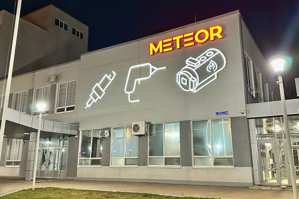 Meteor Auto представит свечи премиум-сегмента на выставке MIMS-2024