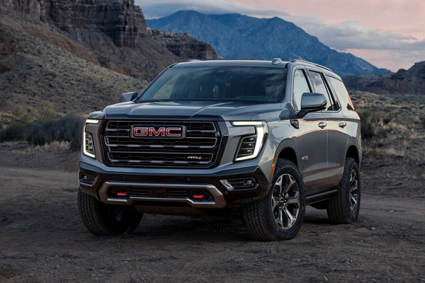 Рестайлинг принёс внедорожнику GMC Yukon новый салон и более мощный дизель