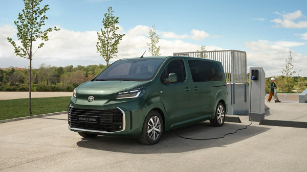 Обновлённые «электрички» Toyota Proace Verso и Proace City Verso вышли на рынок