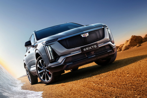 Новый Cadillac XT5 предложен сразу со скидками