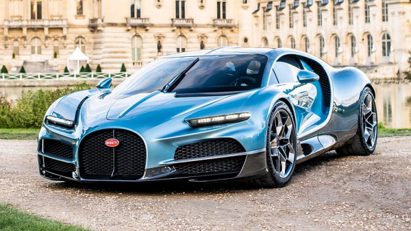 Новые подробности о Bugatti Tourbillon: альтернативный дизайн и чудеса компоновки