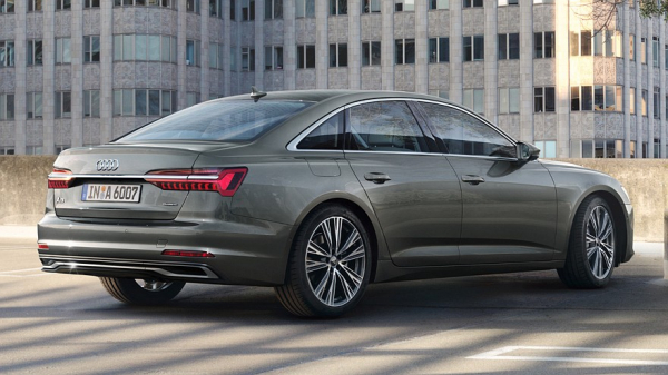 Новый седан Audi A7 2025